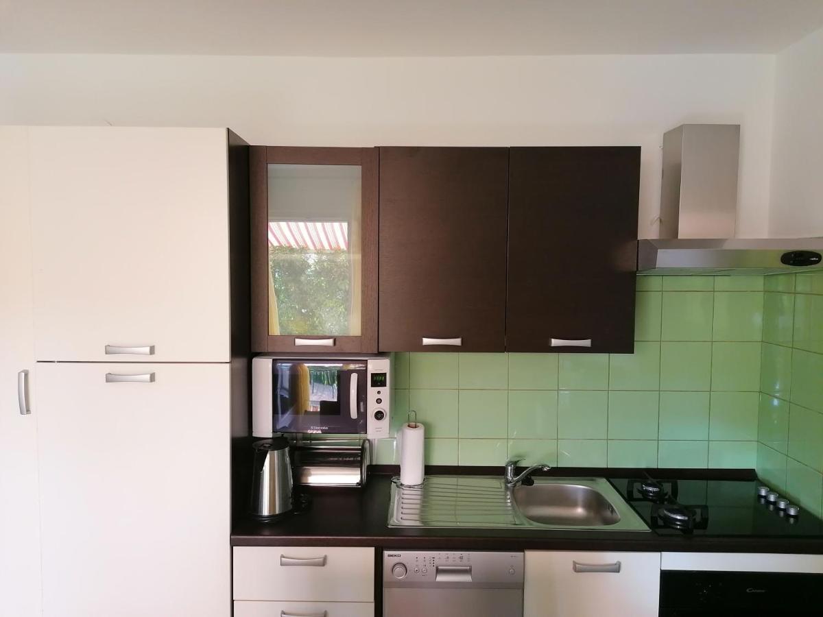 Apartment Poldrugo Cres Esterno foto