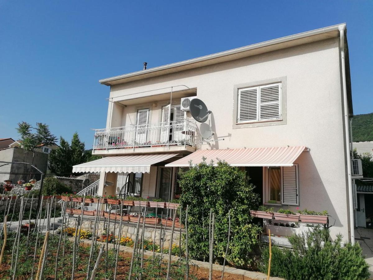 Apartment Poldrugo Cres Esterno foto